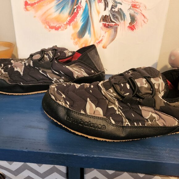 Men's size 11 NEW BALANCE green camouflage slip on fabric|leather sneakers - Picture 3 of 10